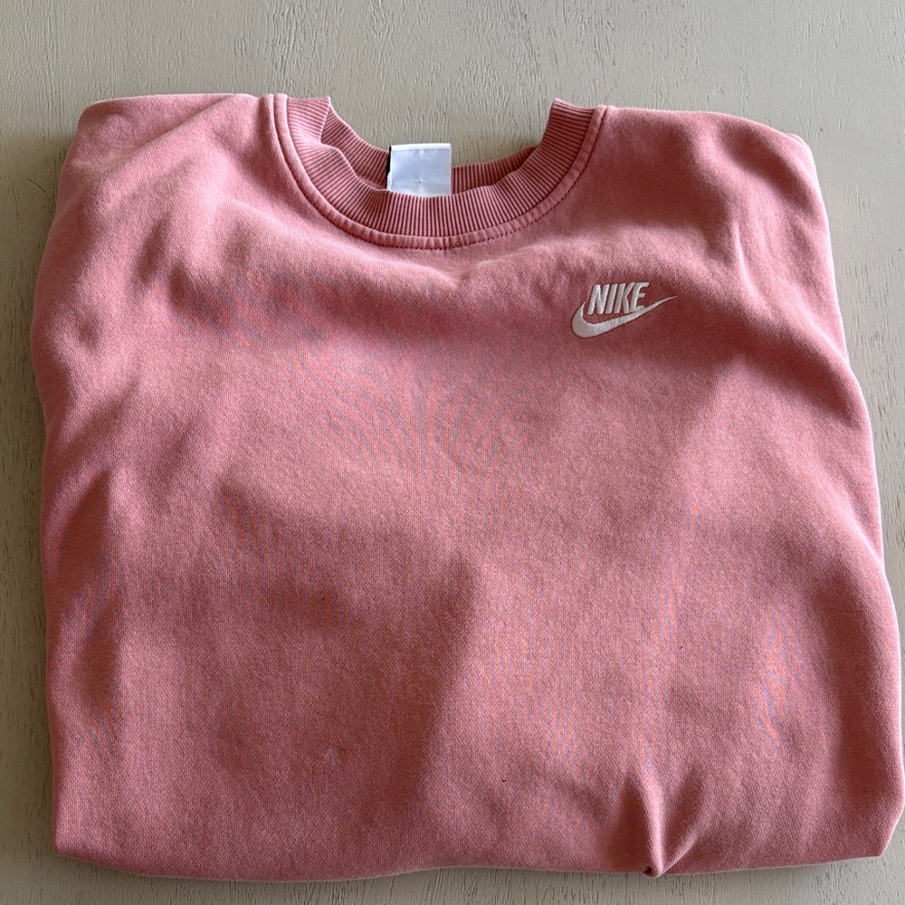 Nike Rose Pullover Sweatshirt excellent condition